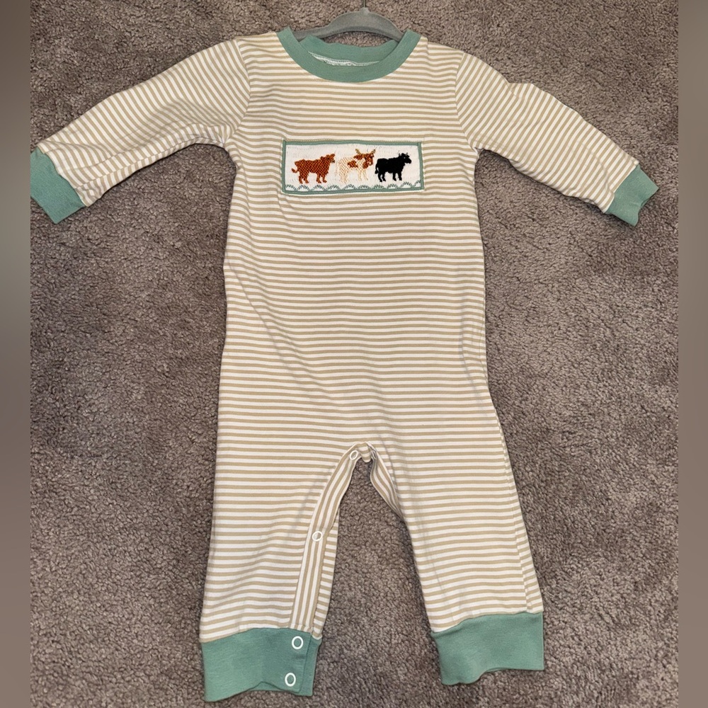 Busy Bees Smocks Cows
